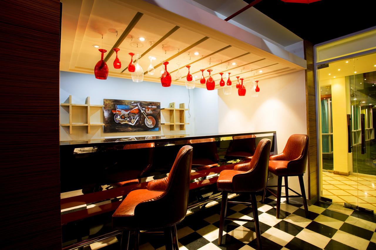 我爱喇叭裤酒店 安君纳 外观 照片